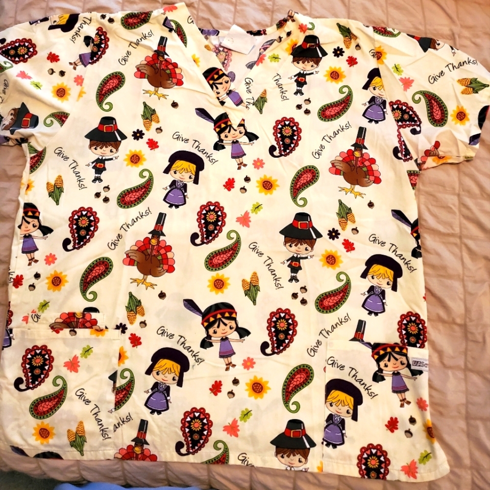 Scrub  top